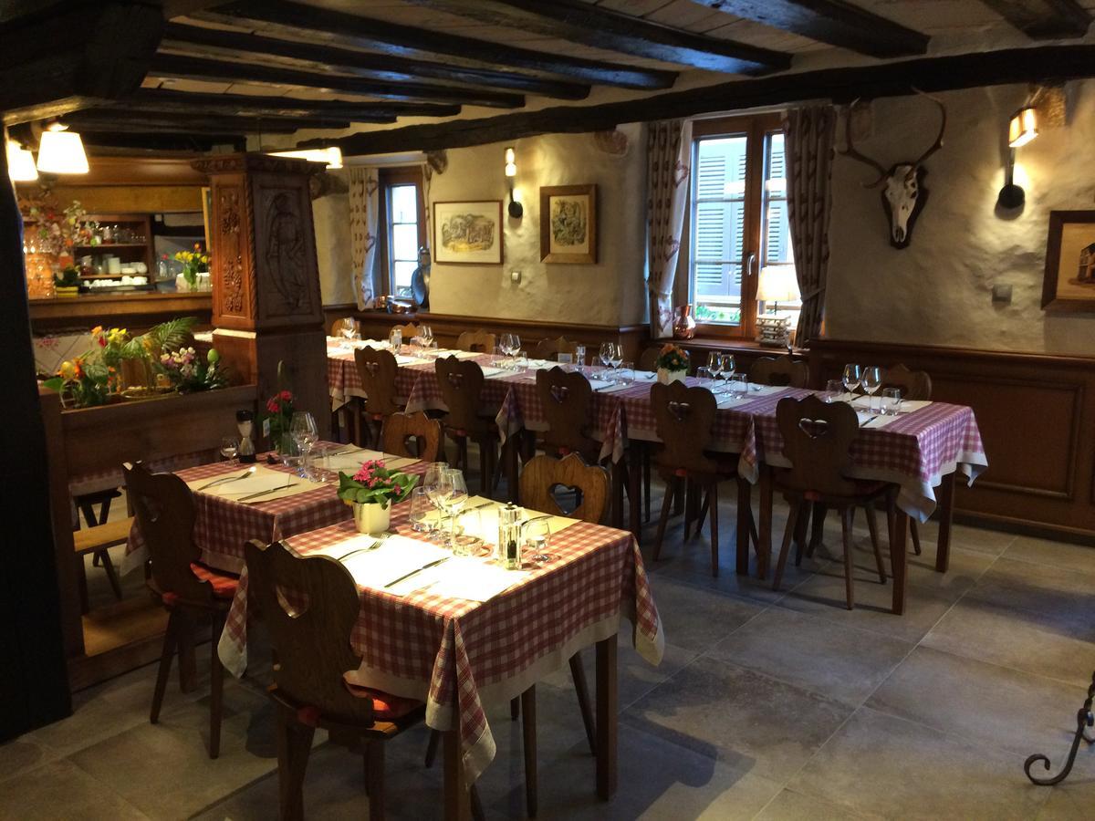 Auberge Des Trois Chateaux Eguisheim Exterior photo