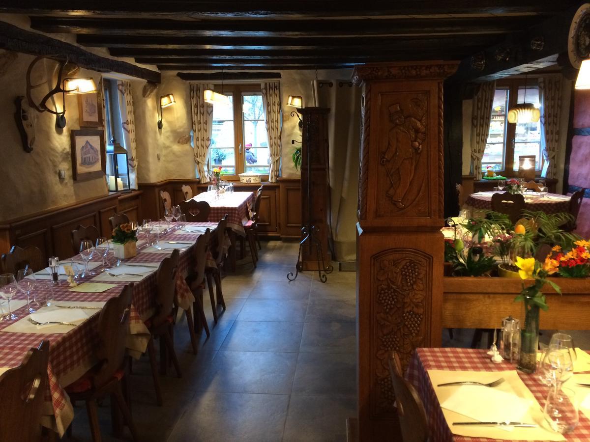 Auberge Des Trois Chateaux Eguisheim Exterior photo